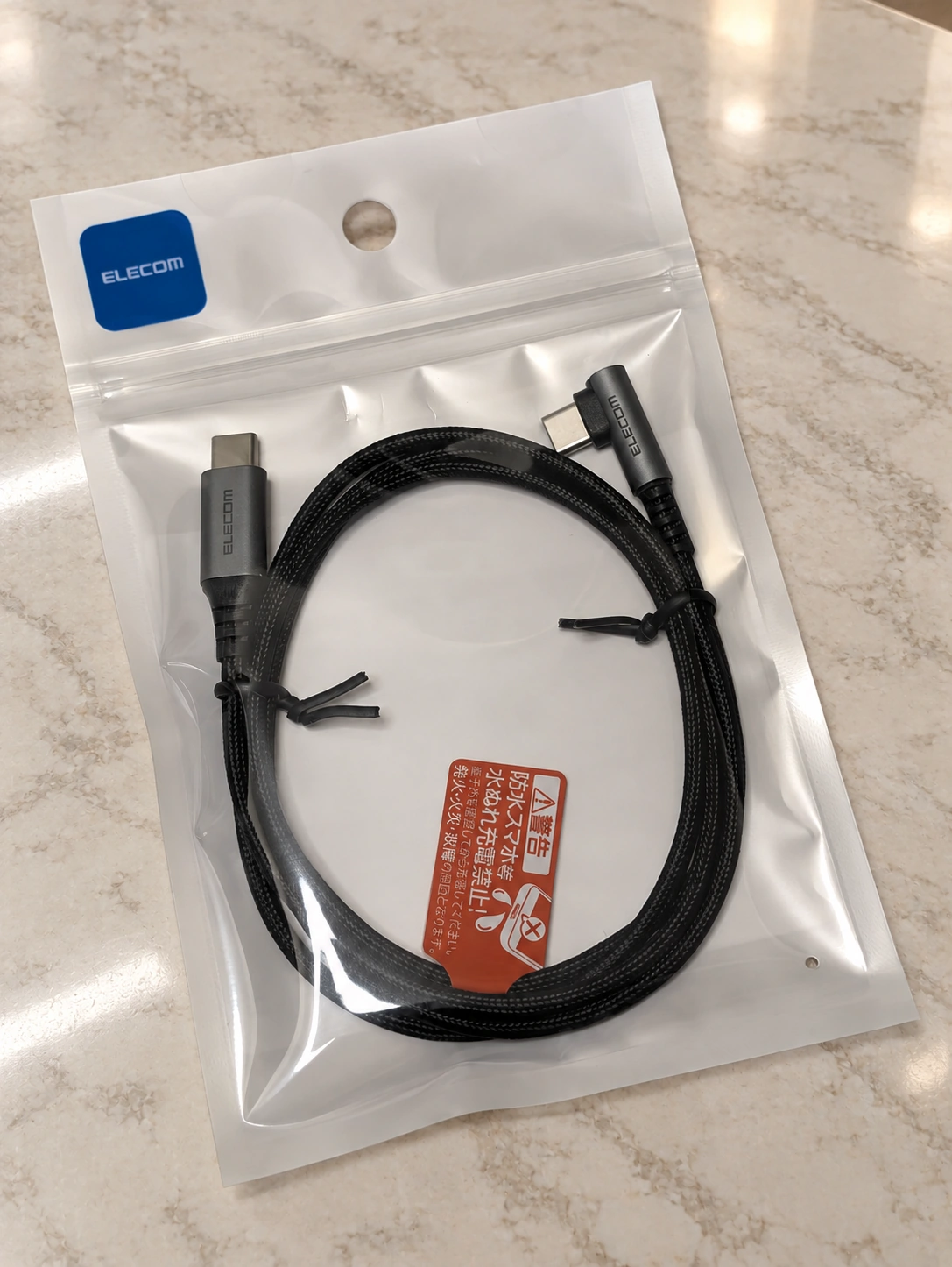 購入したエレコムのL字USB Type-Cケーブル