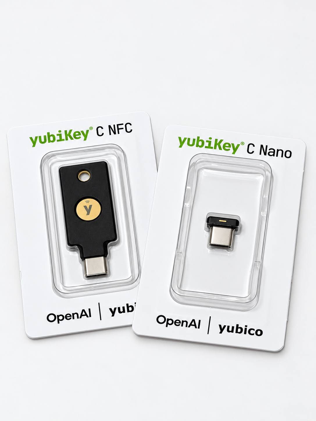 OpenAI経由で購入して届いたYubiKey2個セットの商品画像